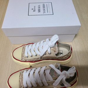 미하라야스히로 피터슨 베이지