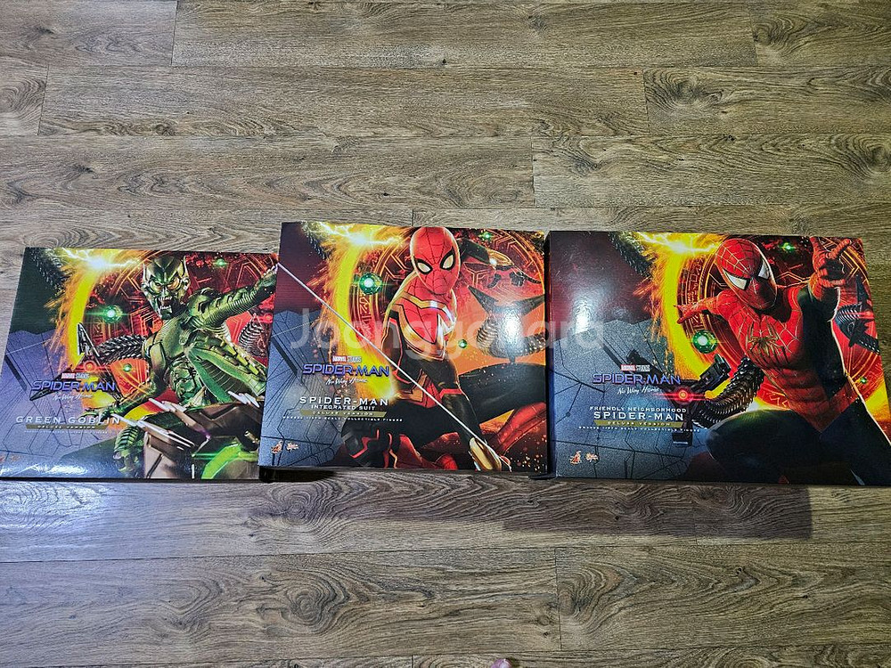 핫토이 스파이더맨, 빌런, 스탠리1.0 팝니다.--3