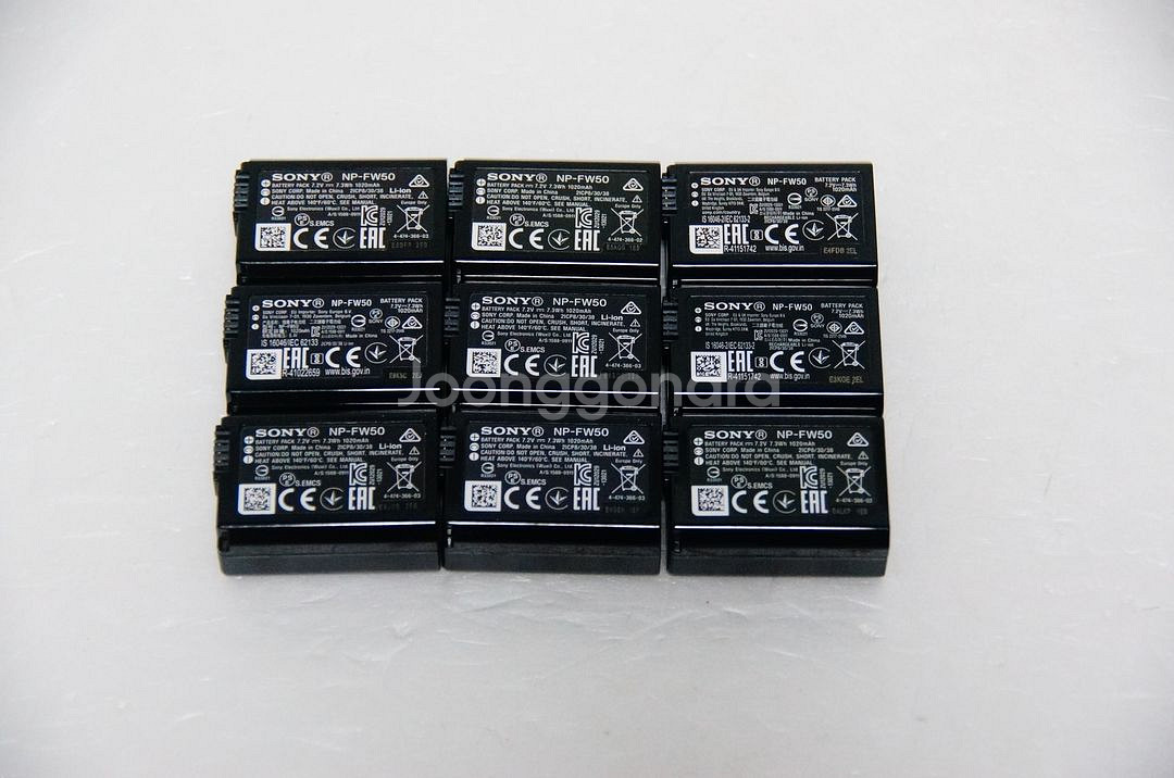 [소니] NP-FW50 배터리팝니다--0