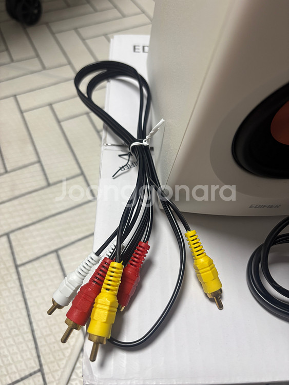 에디파이어 MR3 블루투스 스피커(유선도 가능) 택포--1