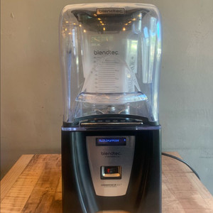 블렌텍 커너셜825 카페 블렌더 믹서기