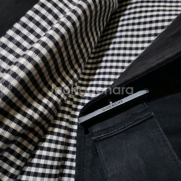 지방시 런웨이 트렌지코트 50. 구찌,버버리,톰포드--5