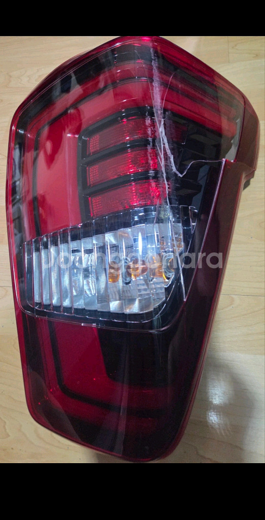 렉스턴 스포츠 LED 테일램프 우측--1