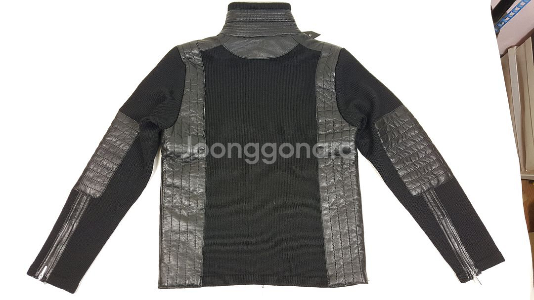 지아니베르사체 검정색 가죽/니트 남성 점퍼--4