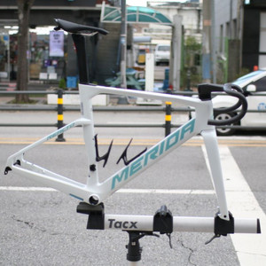 24 메리다 리액토 9000 프레임 + 핸들바 셋