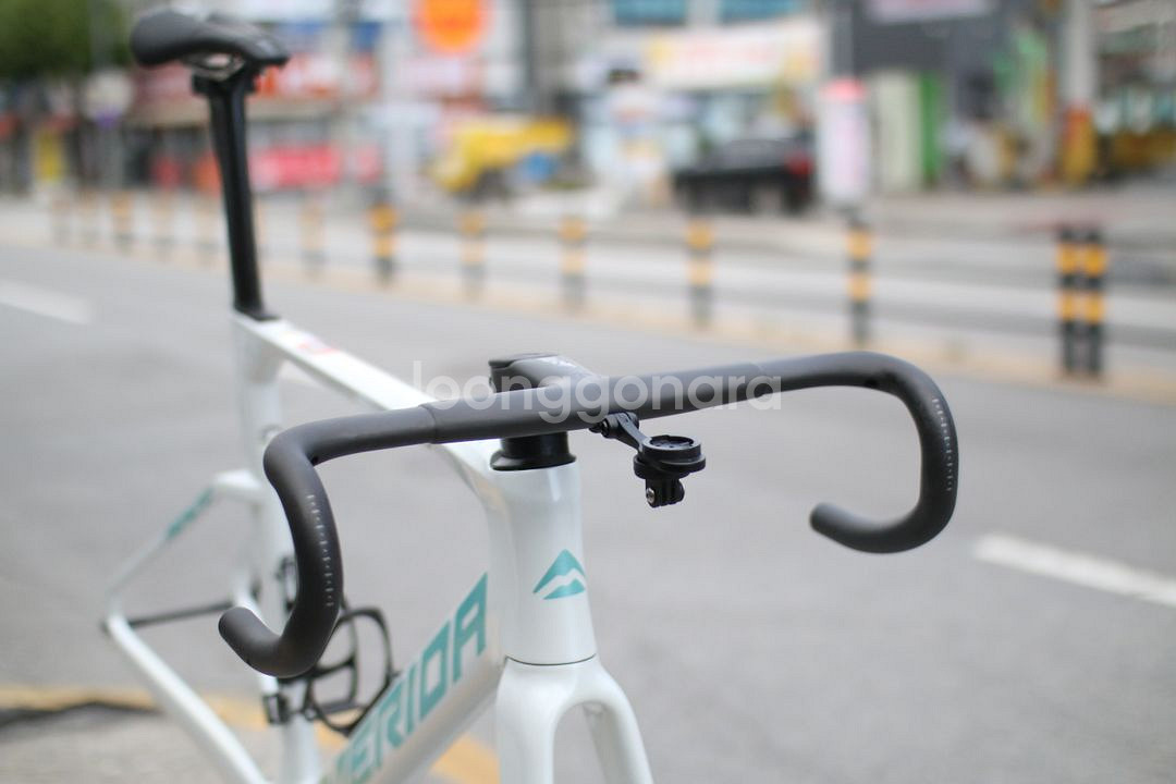 24 메리다 리액토 9000 프레임 + 핸들바 셋--4