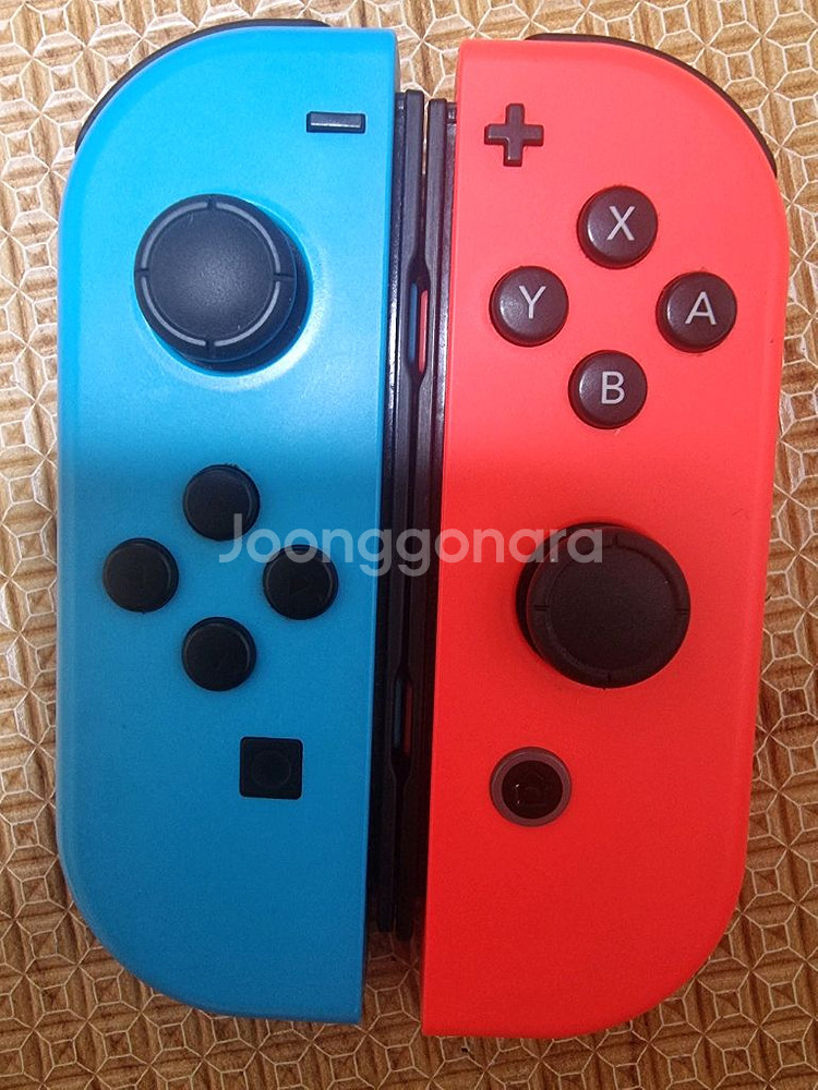 닌텐도 스위치 컨트롤러 충전그립--0