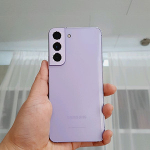 갤럭시 s22 팝니다 - 직거래 /택배 가능