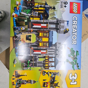 레고 76024,21338,31120,10300 팝니다