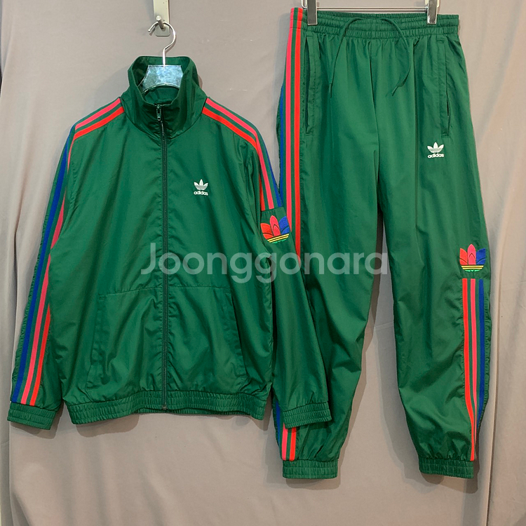 아디다스 트레포일 카키 우븐 트레이닝 셋업 츄리닝 세트--1