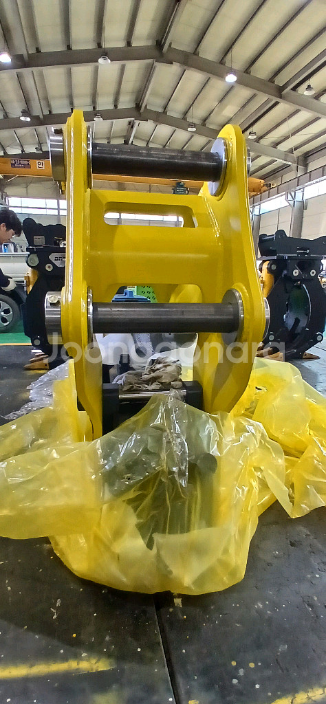 동양08뿌레카신품 포크레인 굴삭기 뿌레카 회전링크--1