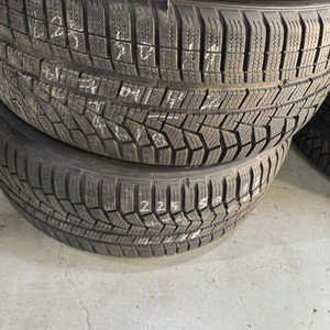 225/50/17 한국윈터에보2(90프로)짝당가격