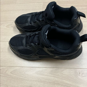 나이키 키즈 v5 RNR 220