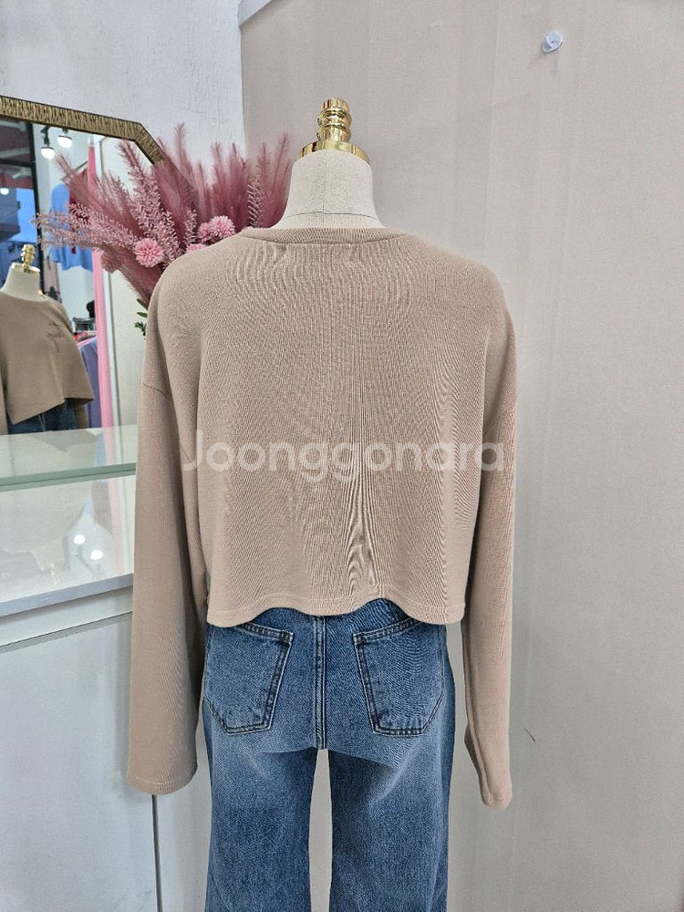 여성 크롭 맨투맨 긴팔티ㅡ무배--5