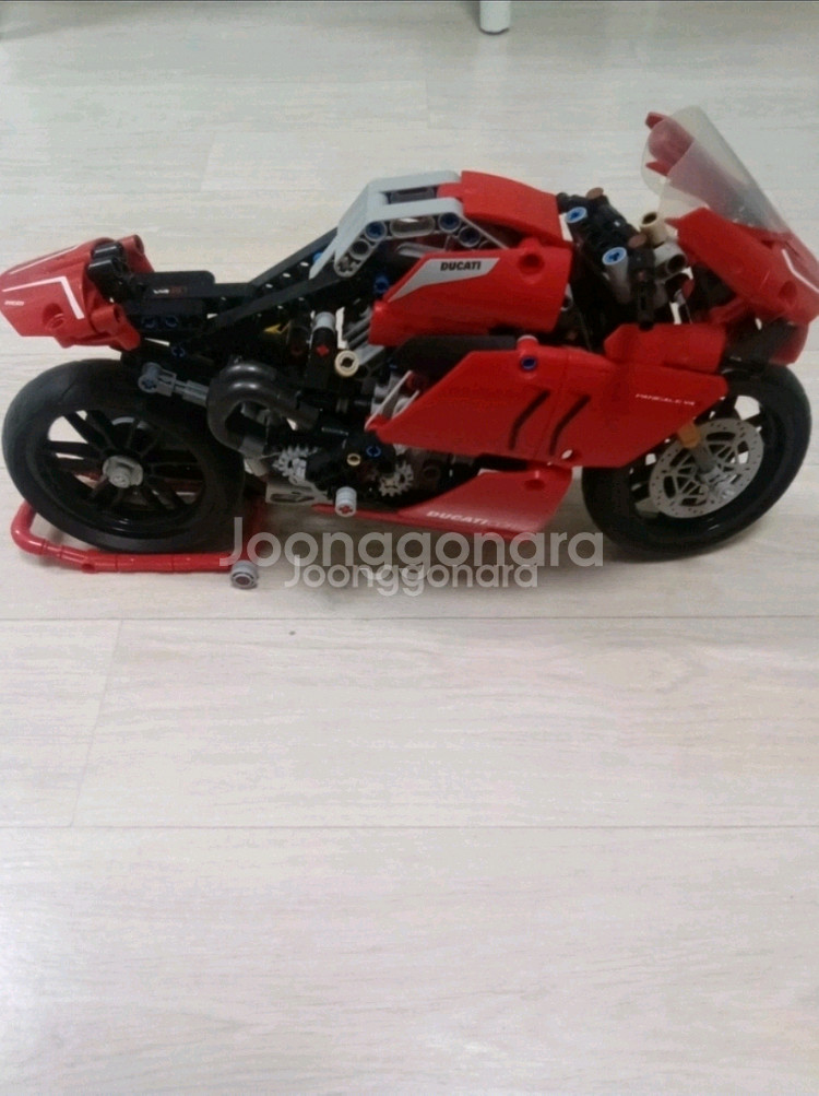 레고 테크닉 42107 두카티 파니갈레 바이크 V4R--1