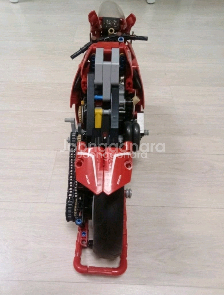 레고 테크닉 42107 두카티 파니갈레 바이크 V4R--3