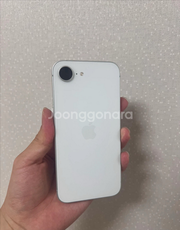 미국판 아이폰 16e 128gb 화이트 s급--6