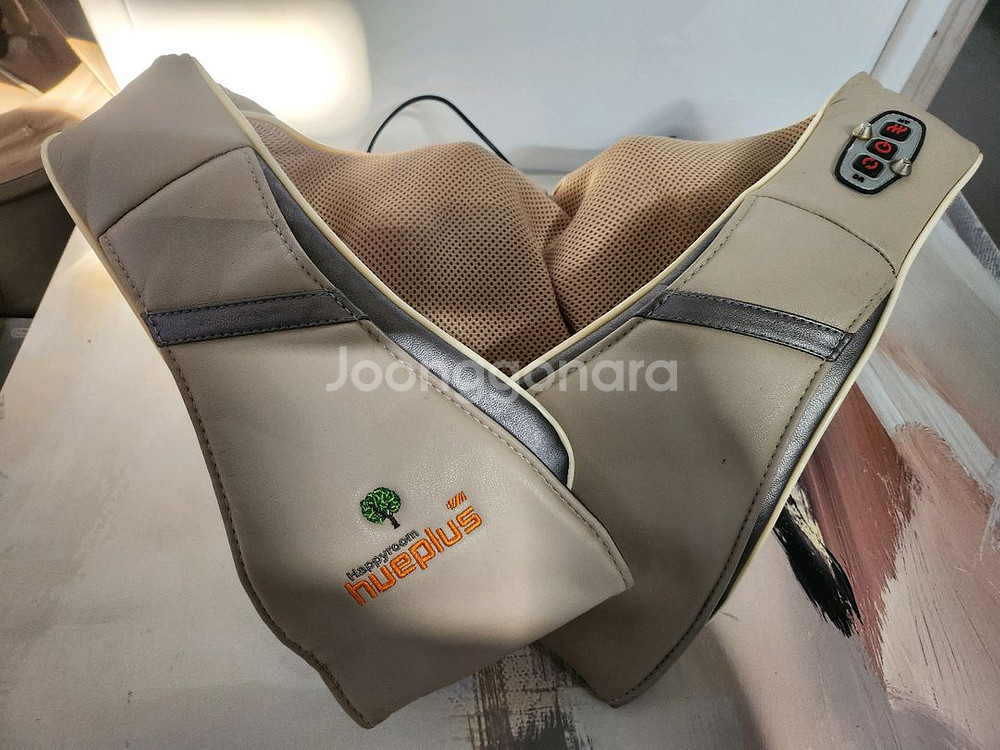 휴플러스 목 어깨 마사지기-2만--0