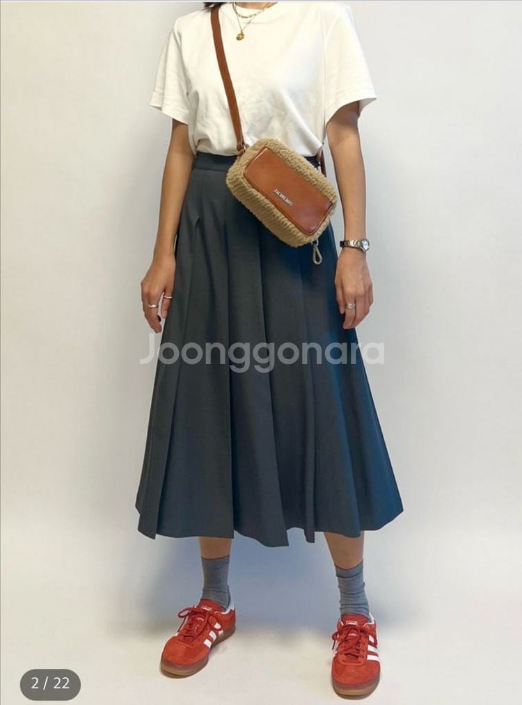 그레이 플리츠 스커트 새상품 A라인 미디스커트--1