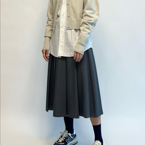 그레이 플리츠 스커트 새상품 A라인 미디스커트