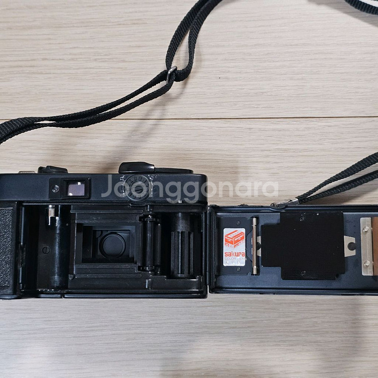 코니카 C35 필름카메라--6