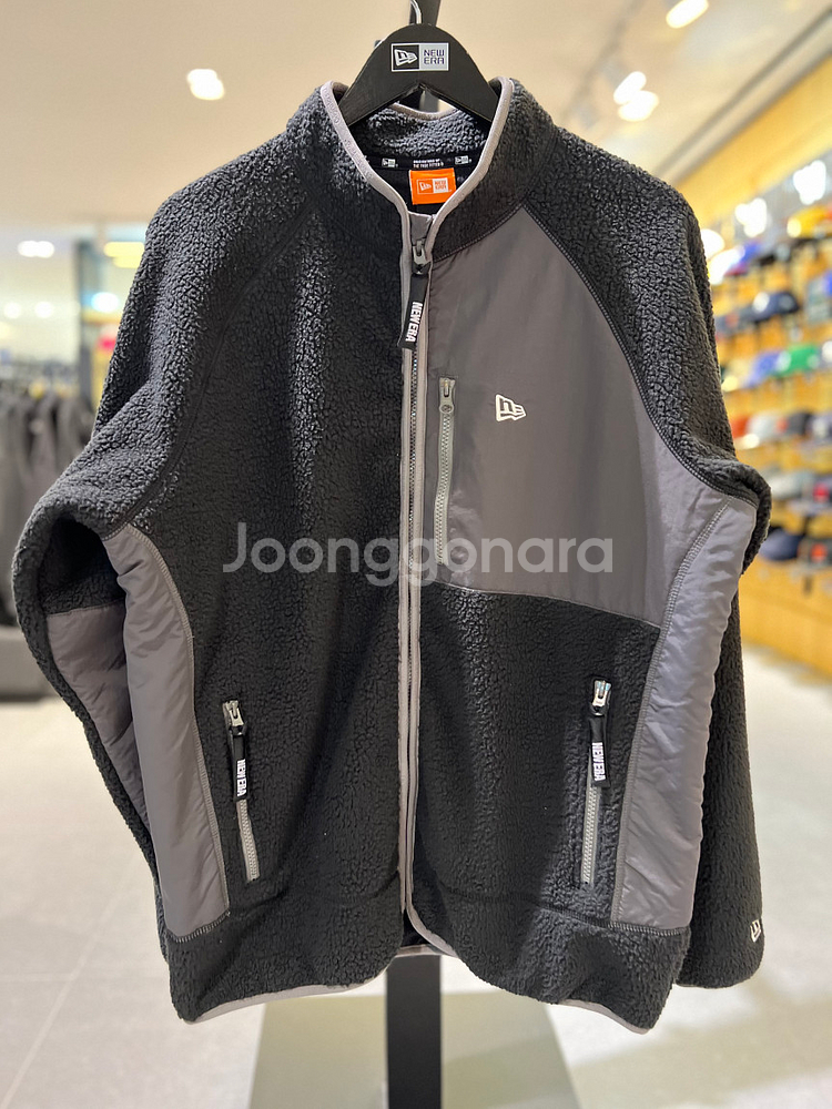 뉴에라 플리스 집업 블랙 L사이즈 새제품--0