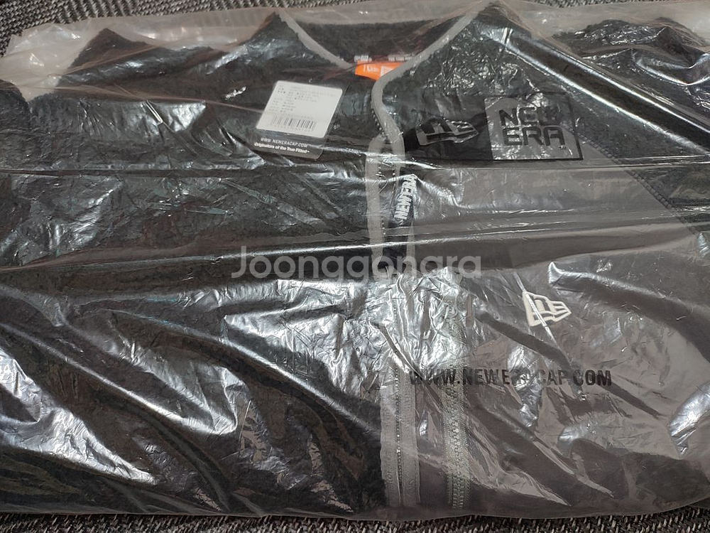 뉴에라 플리스 집업 블랙 L사이즈 새제품--3