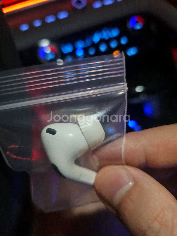 에어팟프로2 오른쪽유닛 c타입 호환 정품 작동잘됨--1