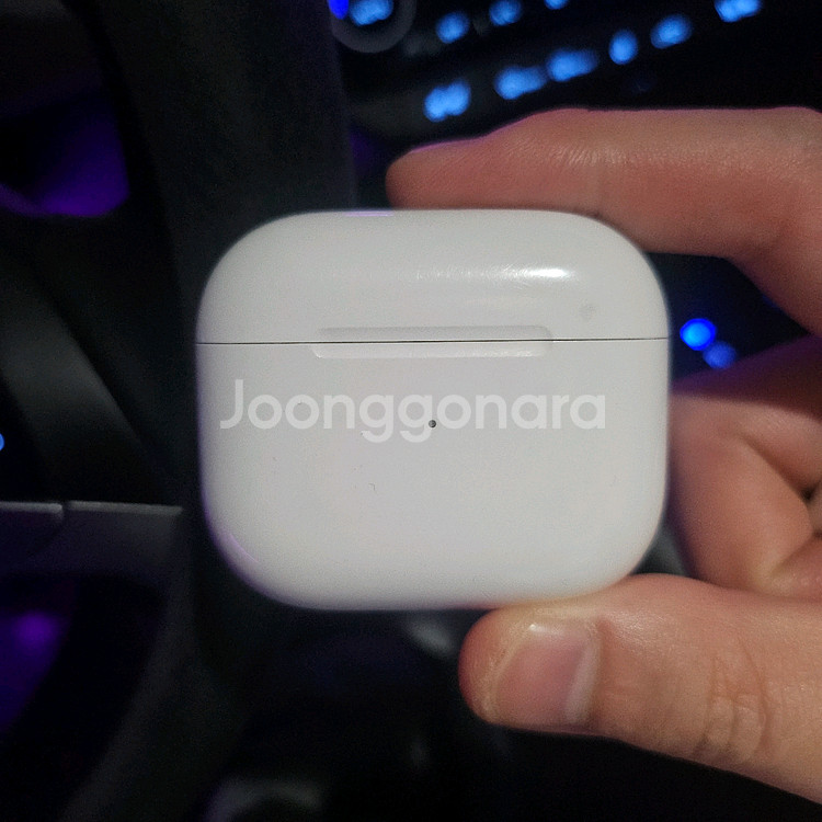 에어팟3세대 본체 정품 작동잘됨--0