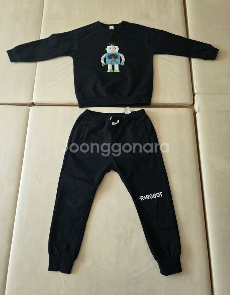 뉴발란스키즈+알로봇+헤지스 티셔츠120 총 7종--3