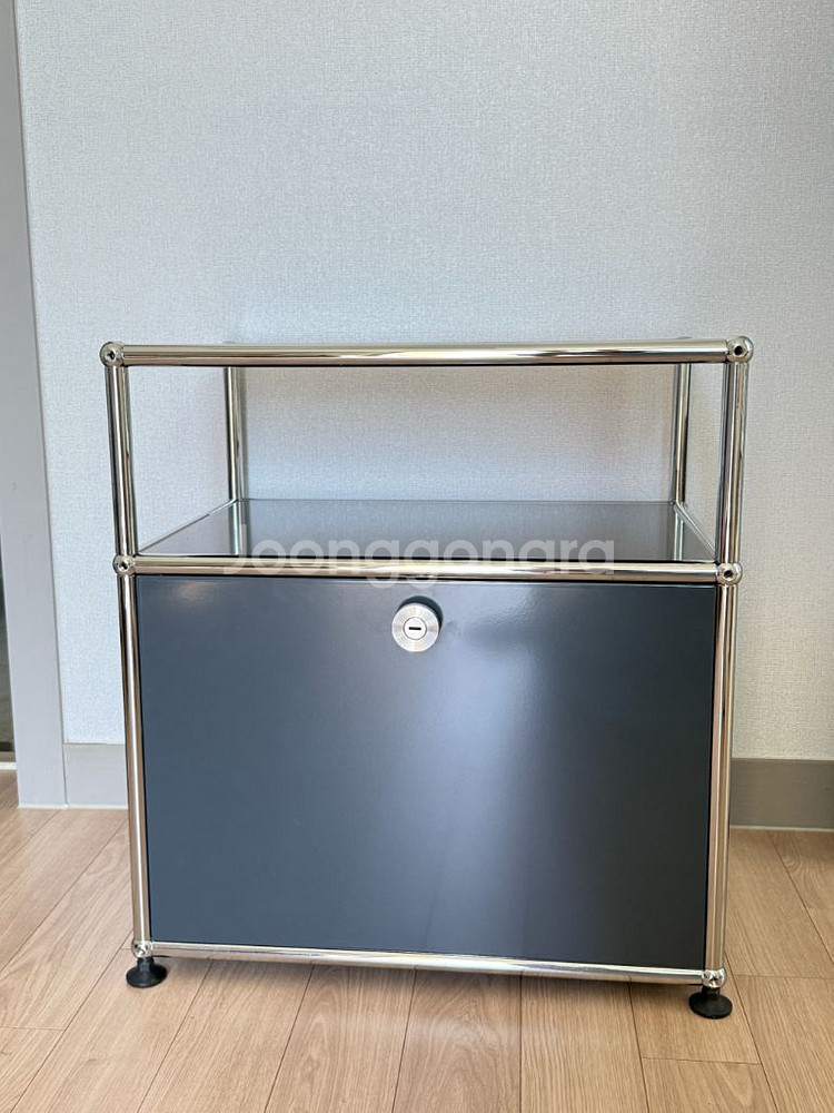 USM Haller Bedside Table (도산점)--3