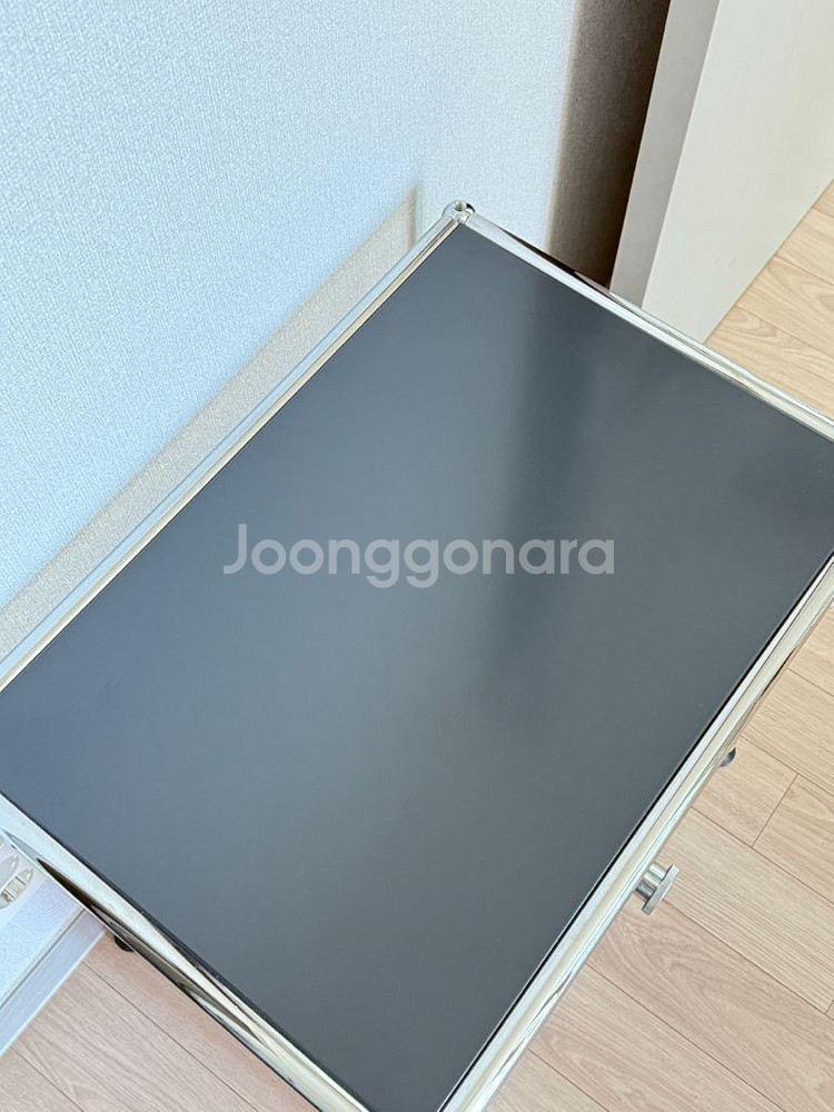 USM Haller Bedside Table (도산점)--6