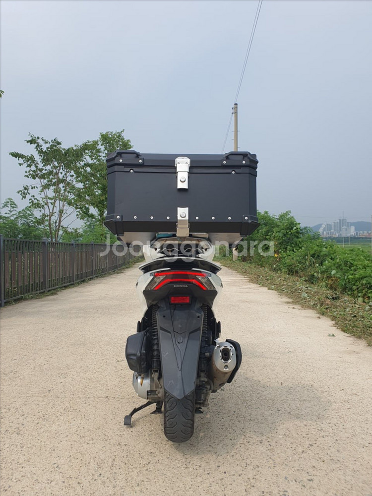 특가) S급 22년식 PCX125 1만2천KM 신차급--3