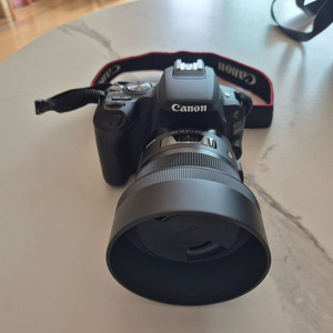 캐논 EOS 200D + 시그마 30mm아트 삼식이