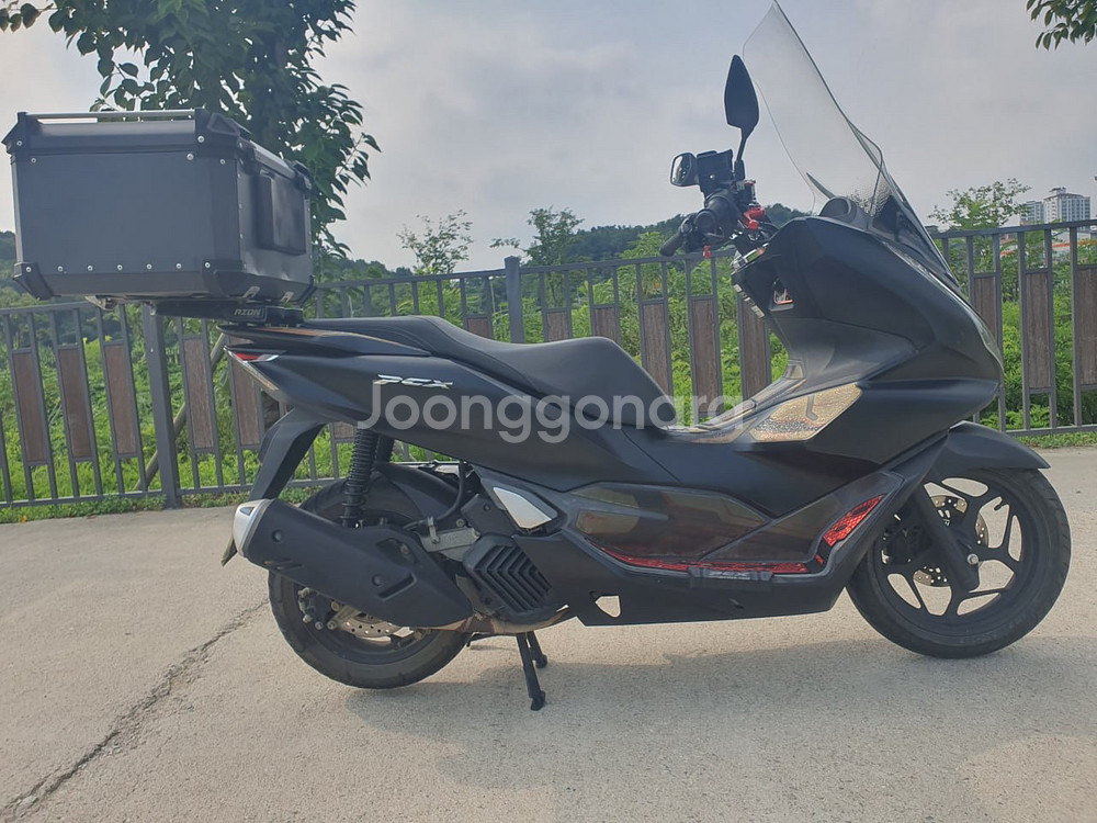 특가) S급 22년식 PCX125 4만4천KM 구동계열--5