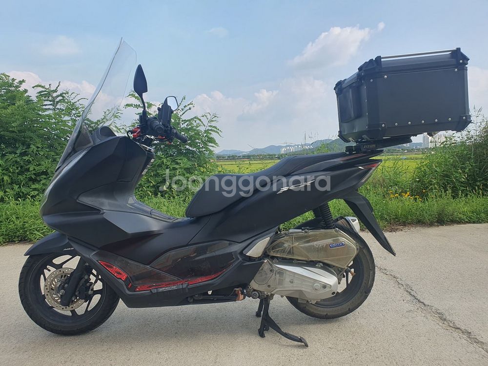 특가) S급 22년식 PCX125 4만4천KM 구동계열--1