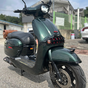 빅토리아니키125 23년 짧은키로수 판매합니다.