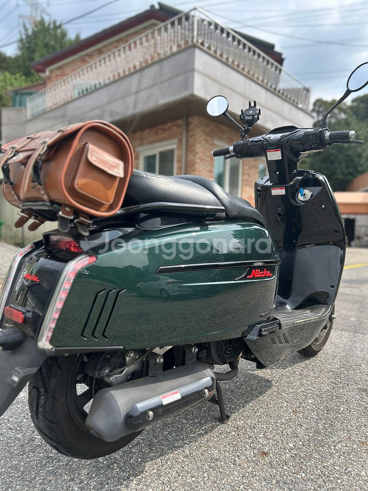 빅토리아니키125 23년 짧은키로수 판매합니다.--2