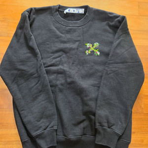 오프화이트맨투맨