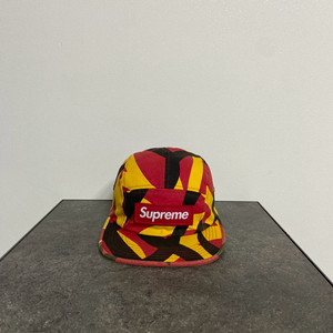 슈프림 밀리터리 워시드 카모 레드 박스로고 캠프캡 모자