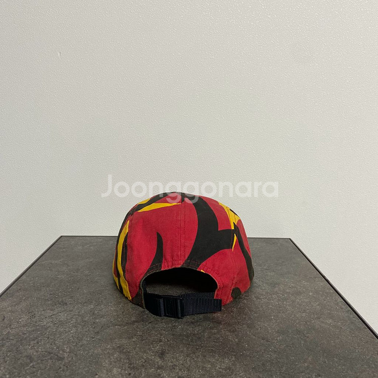 슈프림 밀리터리 워시드 카모 레드 박스로고 캠프캡 모자--3