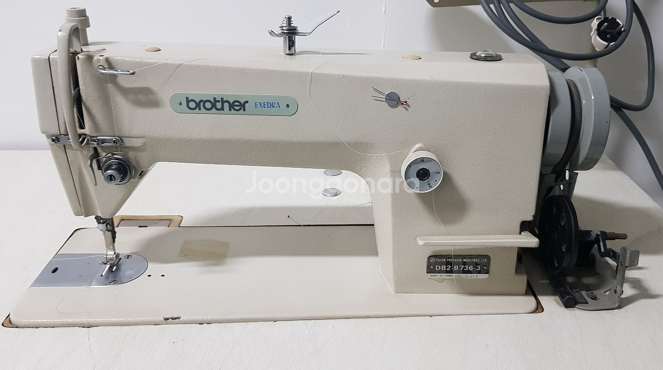 브라더 공업용 미싱 DB2-B736-3 판매합니다.--1