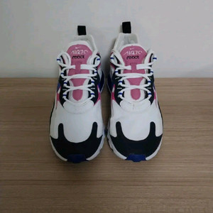 여성 나이키 에어맥스 270 리액트 운동화(230)