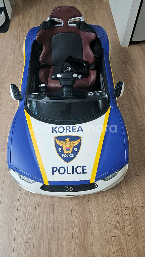 헤네스 브룬 F830 유아 경찰차 전동차--1