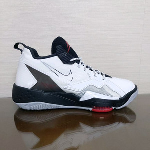 (285) 나이키 조던 줌에어 농구화 화이트블랙