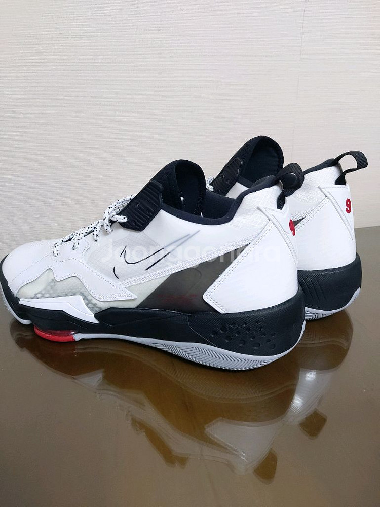 (285) 나이키 조던 줌에어 농구화 화이트블랙--5