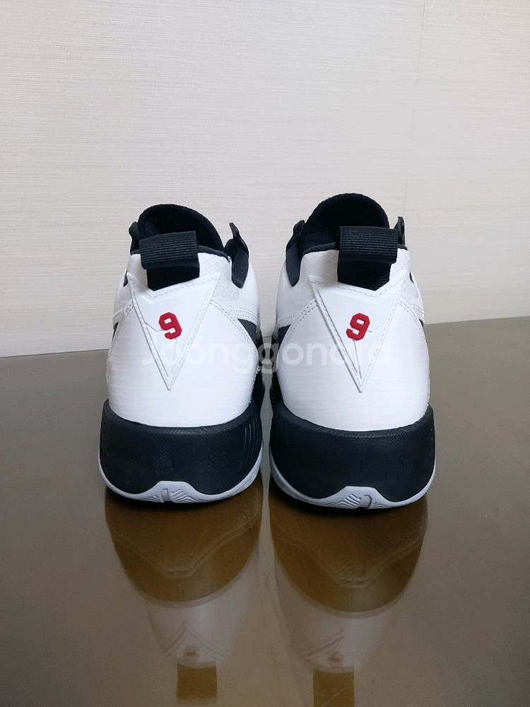 (285) 나이키 조던 줌에어 농구화 화이트블랙--6