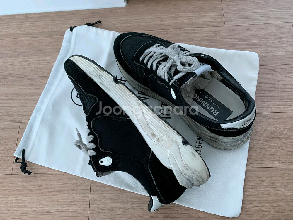 골든구스 러닝솔 스니커즈 40사이즈--3