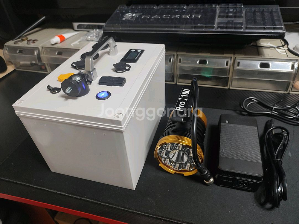 명장집어등 P180 + 105A 배터리--1