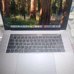 맥북프로 i9모델 2019년 8월모델...최저가 55만